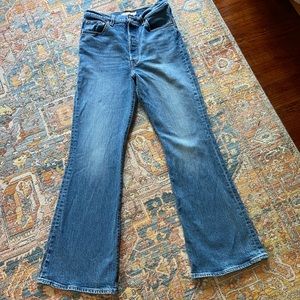 Levi’s Ribcage Flare jeans 29